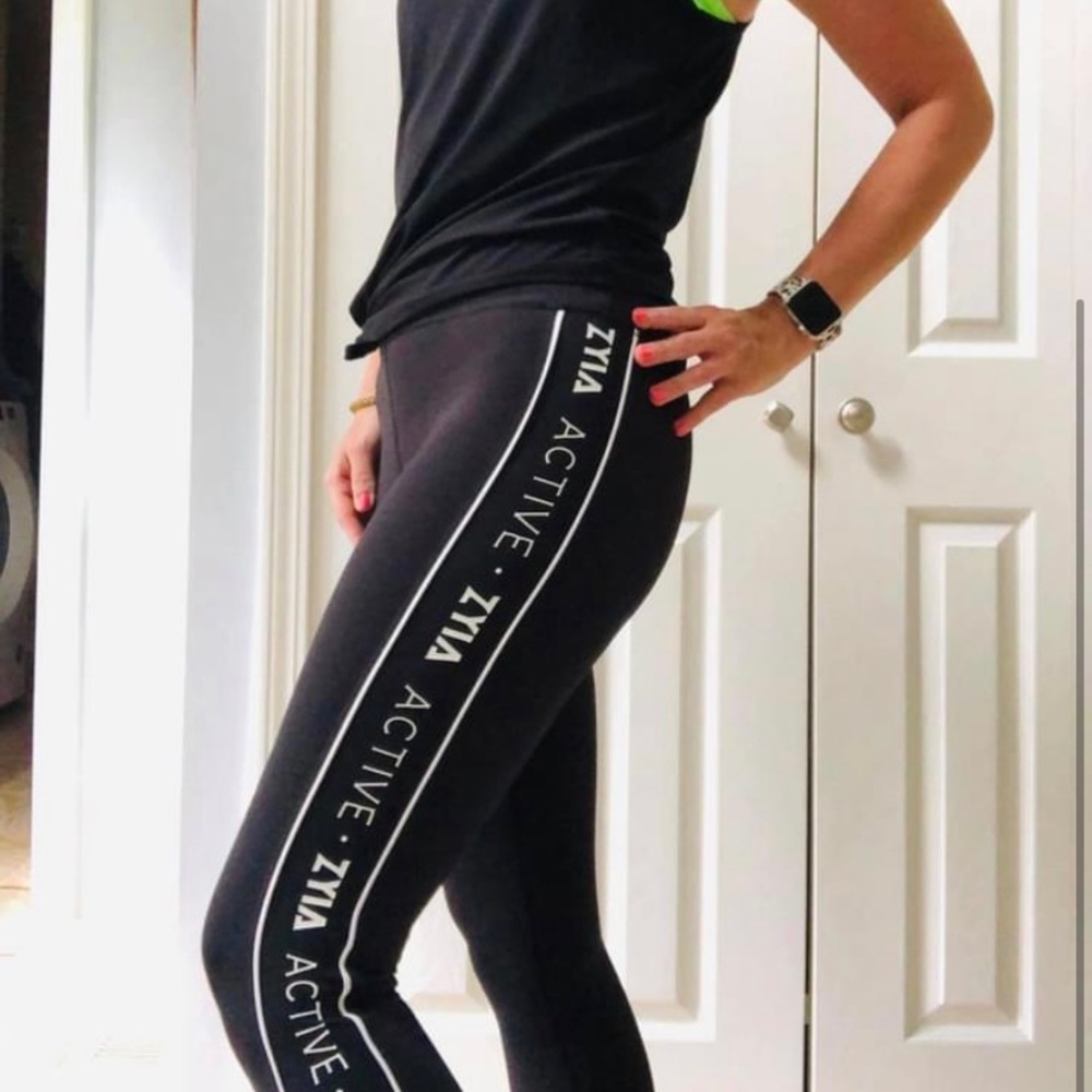 NWT - Zyia - Black Logo Stripe Light n Tight Leggings - Size 12